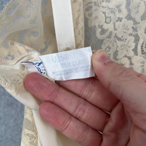 Wonder Woman Vintage Lace Trim Midi Slip Dress Size 34 Cream USA Union Made - Picture 5 of 11